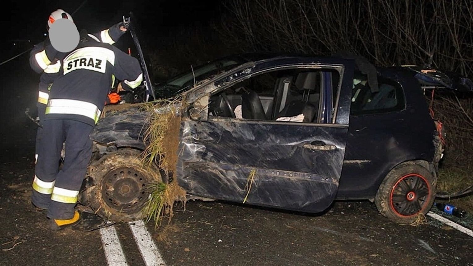 Utrudnienia na drodze wojewódzkiej z Bobowej do Zborowic Zderzenie BMW