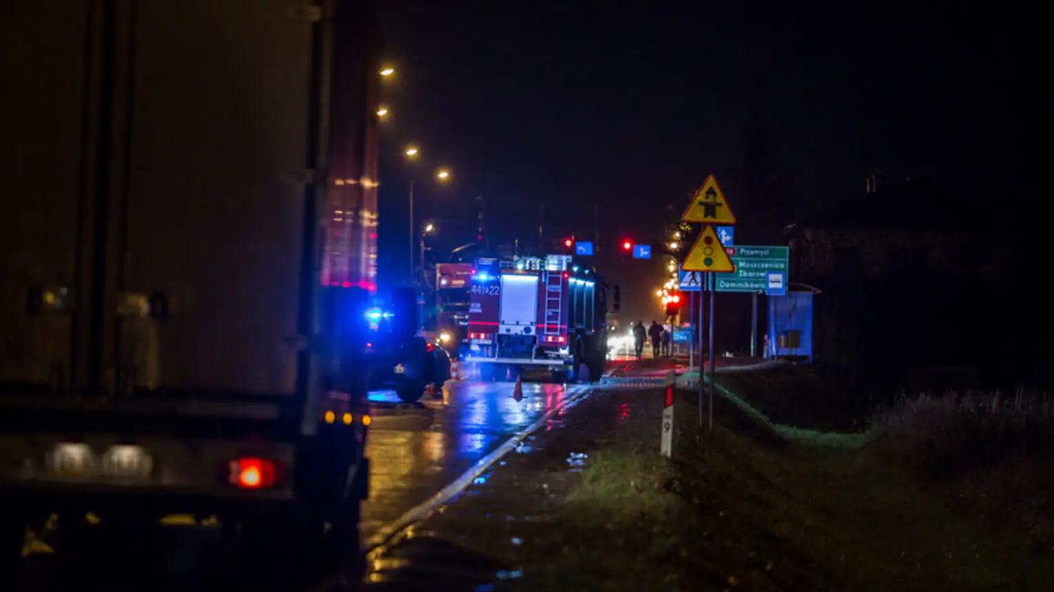 Weekendowa kronika drogowa Dwa groźne wypadki trzy kolizje i pijany