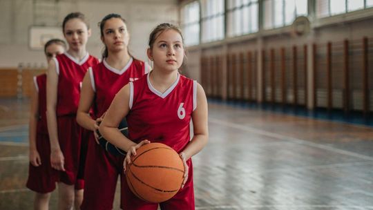 W Gorlicach ma szansę odrodzić się damska koszykówka. Czy znajdą się chętne do treningów dziewczynki?