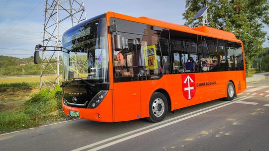 Bobowa. Dzieciaki do szkoły dojeżdżają autobusem elektrycznym! 