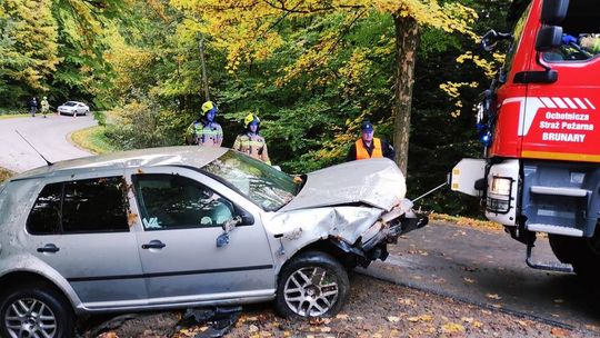 Brunary. Volkswagen wpadł do rowu