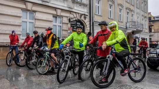 Burmistrzowie na rowerach
