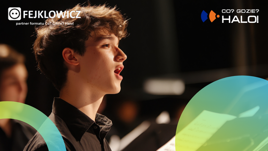 zdjęcie przedstawia śpiewającego mężczyznę