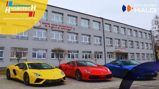 zdjęcie przedstawia zapowiedz co? Gdzie? Halo!