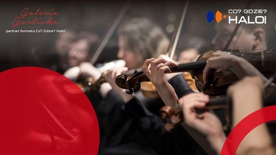 Ludzie grający na instrumentach