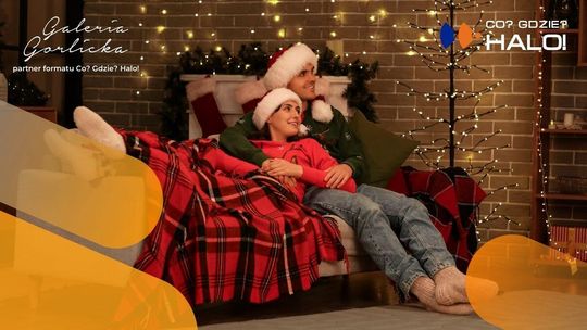 Zdjęcie przedstawia męzczyzne i kobiete leżących