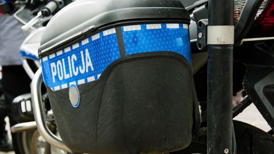 sakwa w policyjnym motocyklu