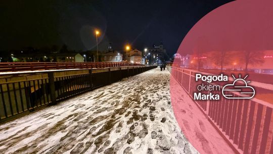 Czwartek z zachmurzeniem i śniegiem | Prognoza pogody na dziś - halogorlice.info zdjęcie przedstawia zaśnieżony chodnik na moście w mieście