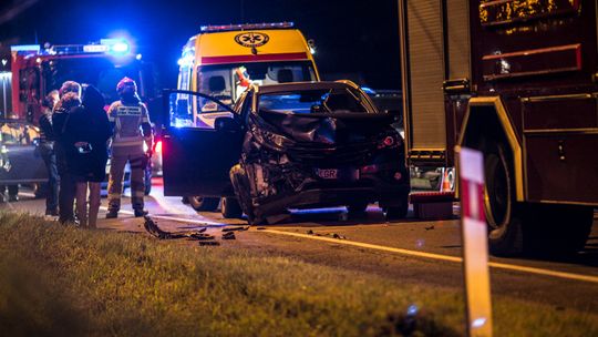 Gorlice. Zdarzenie drogowe na ulicy Bieckiej. Rozbita honda, uszkodzony jeep [AKTUALIZACJA]