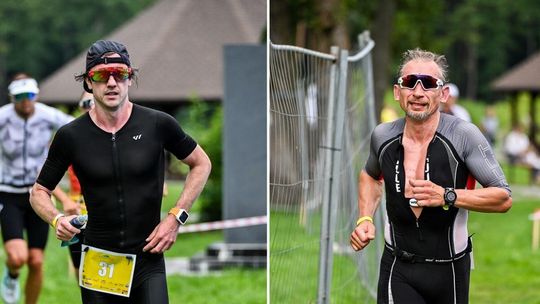 zdjęcie przedstawia dwóch biegnących mężczyzn podczas zawodów triathlonnowych w Głogowie Małopolskim