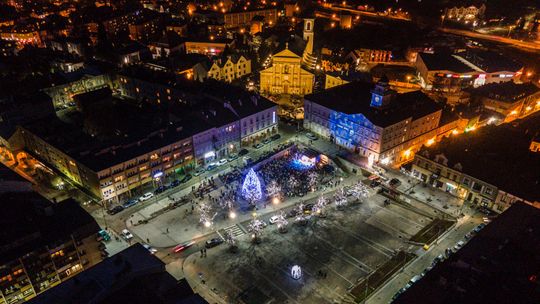 Halo – tu weekend! Jarmark bożonarodzeniowy, Poetycko-Muzyczna Bitwa, spotkanie autorskie i wernisaże