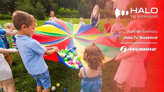 zdjęcie przedstawia plakat zapowiadający wydarzenia na weekend