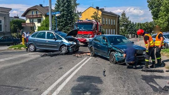 Kolizja na skrzyżowaniu ul.Sienkiewicza i ul.Szpitalnej