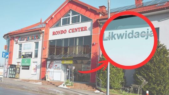 Likwidacja salonów. Już nie będziemy robić tu zakupów zdjęcie przedstawia budynek w mieście