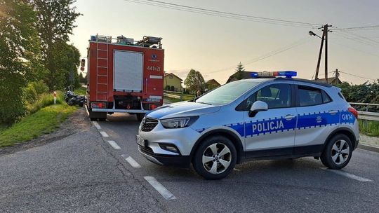 wypadek z udziałem motocyklisty w Łużnej