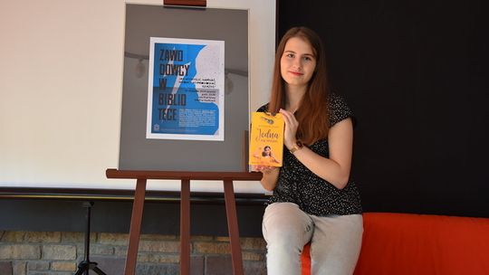 Młoda gorliczanka napisała książkę dla nastolatek. „Jedna na milion”!