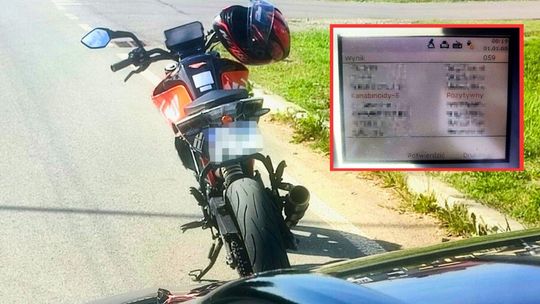 zdjęcie przedstawia motocykl