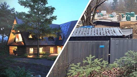 zdjęcie przedstawia budowę w lesie