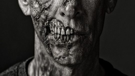 Najlepsze seriale o zombie - co warto zobaczyć?