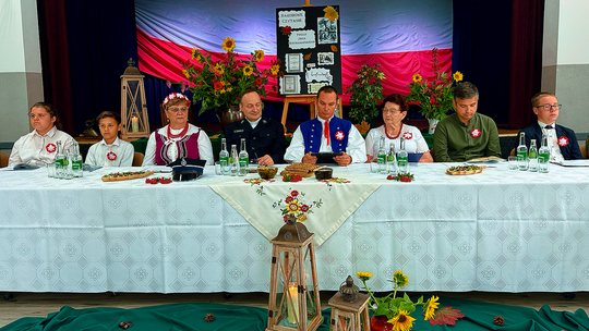 Narodowe Czytanie w Woli Łużańskiej [FOTO]