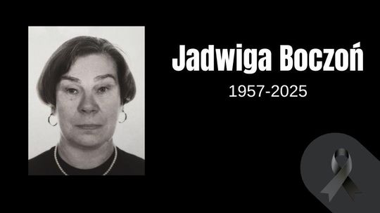 zdjęcie przedstawia czarno-białe zdjęcie kobiety