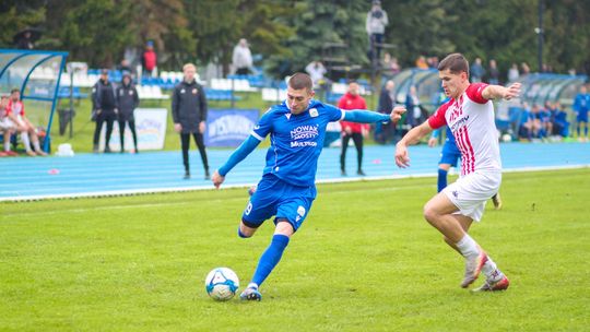 Niewykorzystany karny i gol do szatni. Emocje w Gorlicach [FOTO]