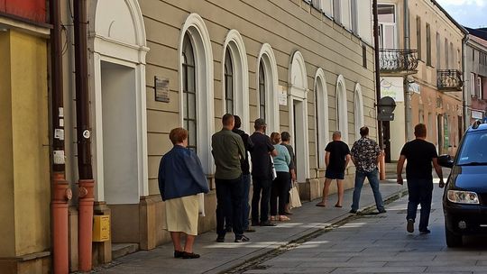 O angielskich kolejkach w czasie angielskiej pogody