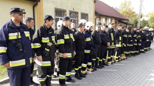 Ochotnicy z Łużnej trenowali - tym razem pożar dachu