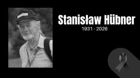 czarno-białe zdjęcie mężczyzny obok napis Stanisław Hubner