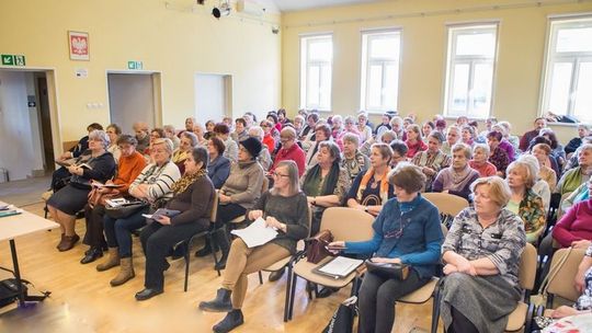 Pełna sala i ważna debata - seniorzy nie zawiedli