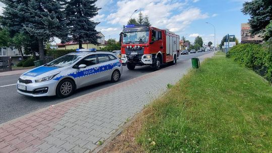 Policyjna kronika zdarzeń. Niebezpieczny weekend w powiecie gorlickim zdjęcie przedstawia policyjny radiowóz
