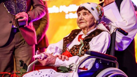 99-letnia koronczarka z Bobowej