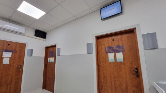 Zdjęcie przedstawia wnętrze szpitala