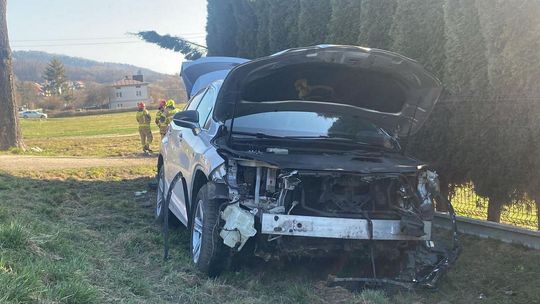 Ropa. Zderzenie pojazdów na DK28. Ruch wahadłowy [FOTO]