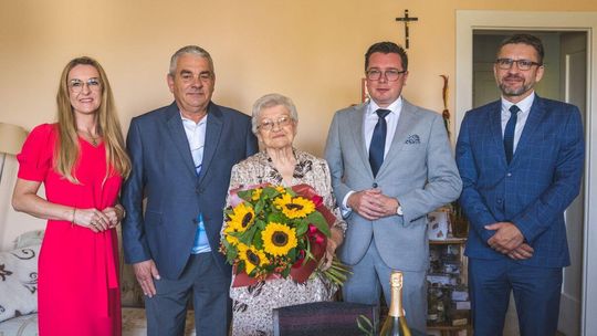 Pani Czesława Kukuś z Gorlic świętowała setne urodziny