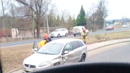 Weekendowa kronika drogowa świeci pustkami, ale... kasa się zgadza