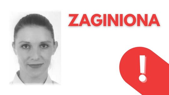 zdjęcie przedstawia czarno-białe zdjęcie kobiety