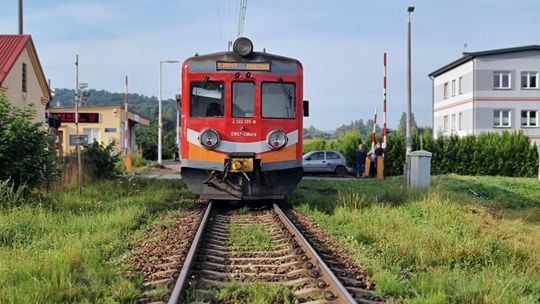 Zderzenie samochodu z pociągiem w Tuchowie