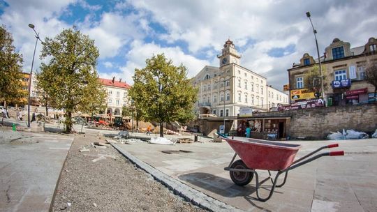 Znów szykuje nam się „demolka” w centrum miasta? Rynek i Dworzysko do poprawki.