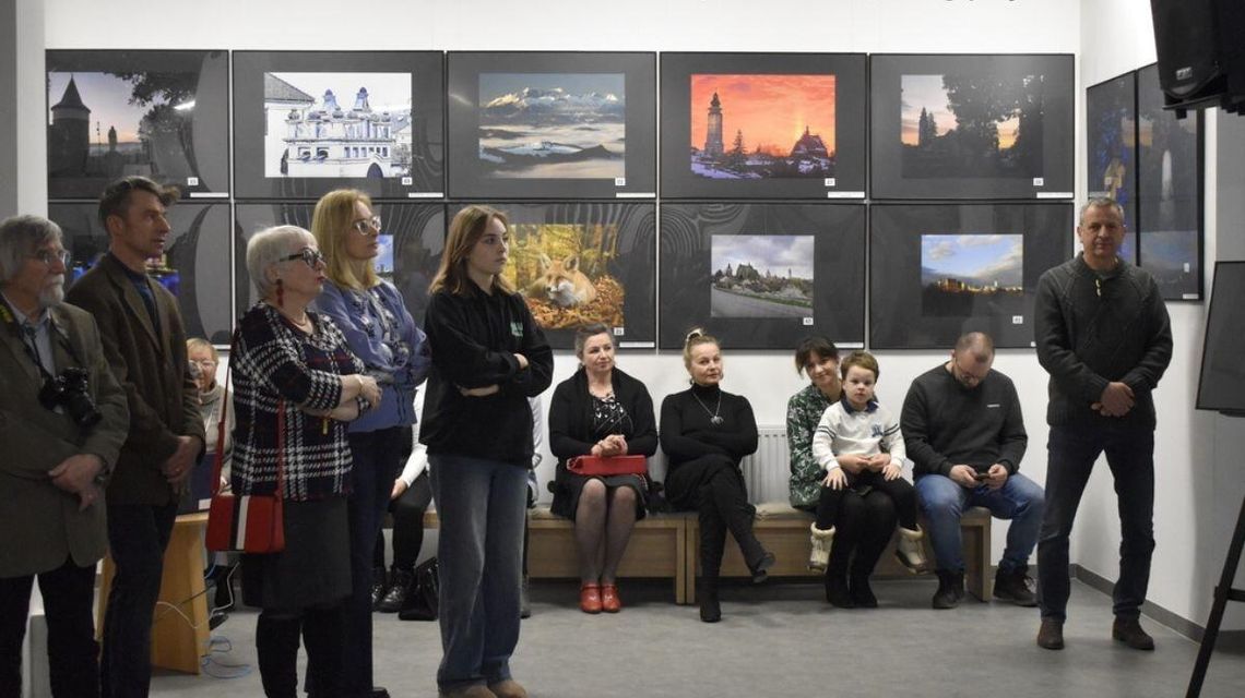 Wystawa fotografii w bieckiej bibliotece