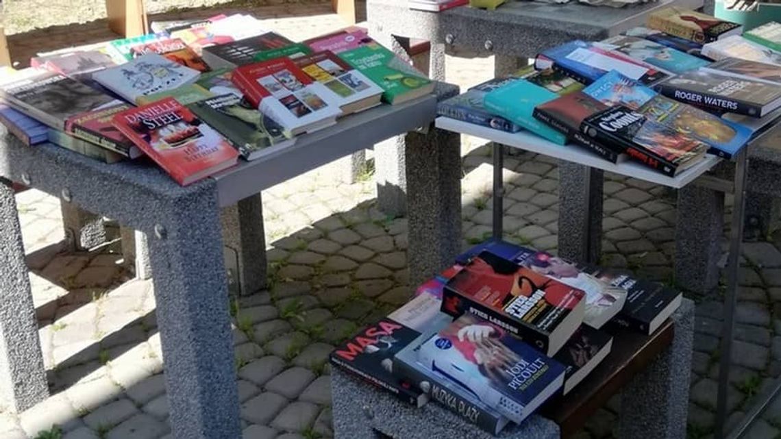 Biblioteka zaprasza na kiermasz książek używanych i nie tylko! „Książka i Róża” od czwartku w Gorlicach