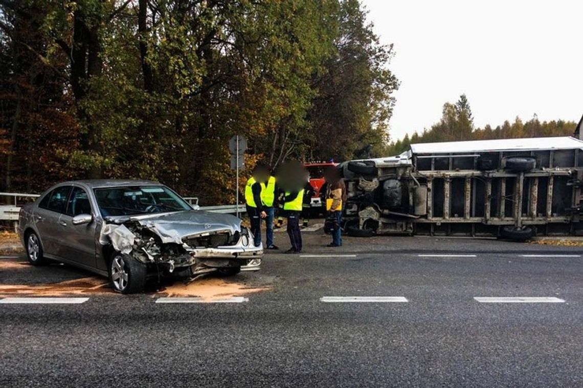 Biesna. Kolizja osobówki i dostawczaka.