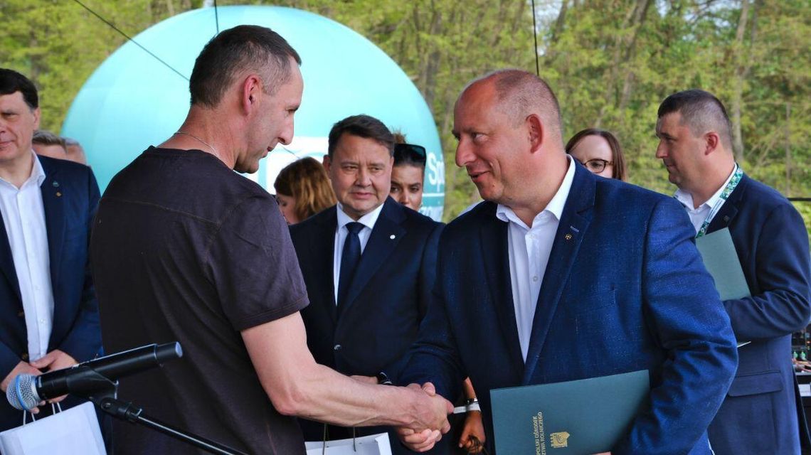 zdjęcie przedstawia Jana Klęczara i Andrzeja Barna