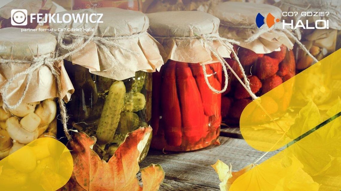 Zdjęcie przedstawia jesienne przetwory w słoikach