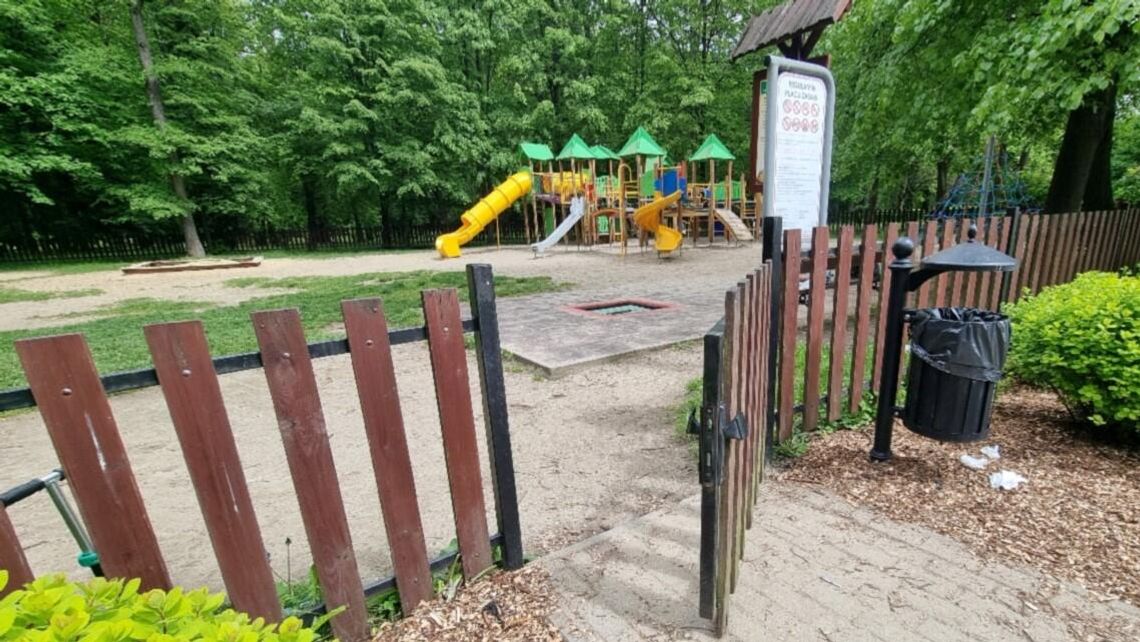 zdjęcie przedstawia park miejscki w Gorlicach