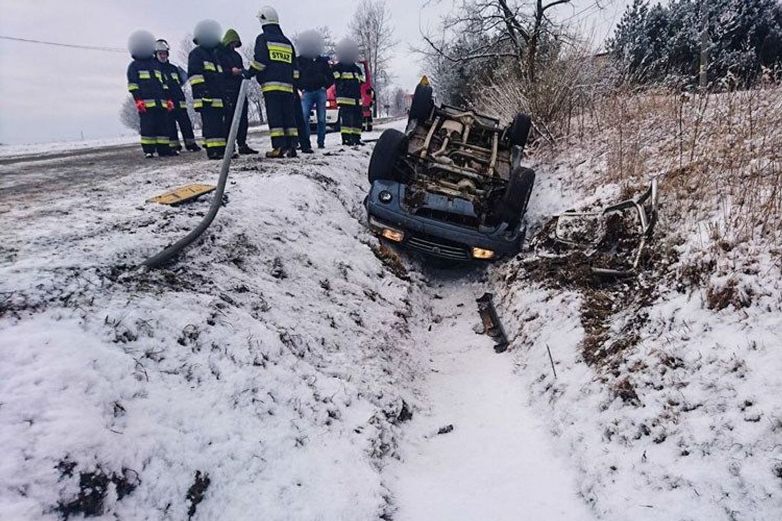 Groźne dachowanie w Bednarce