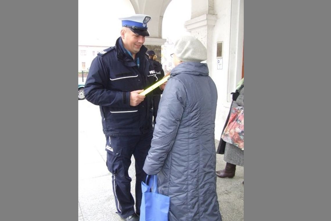 Idziesz bez odblasku? Licz się z mandatem