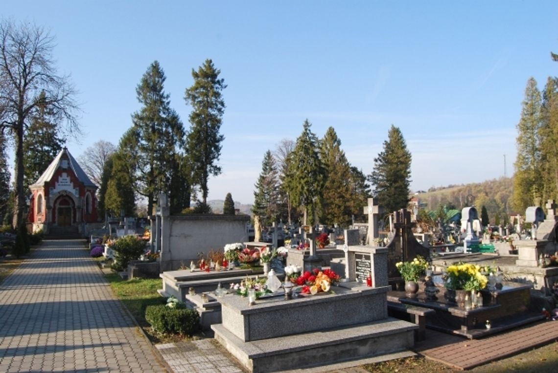 Informacja o cmentarzu i zachodnim obejściu Gorlic