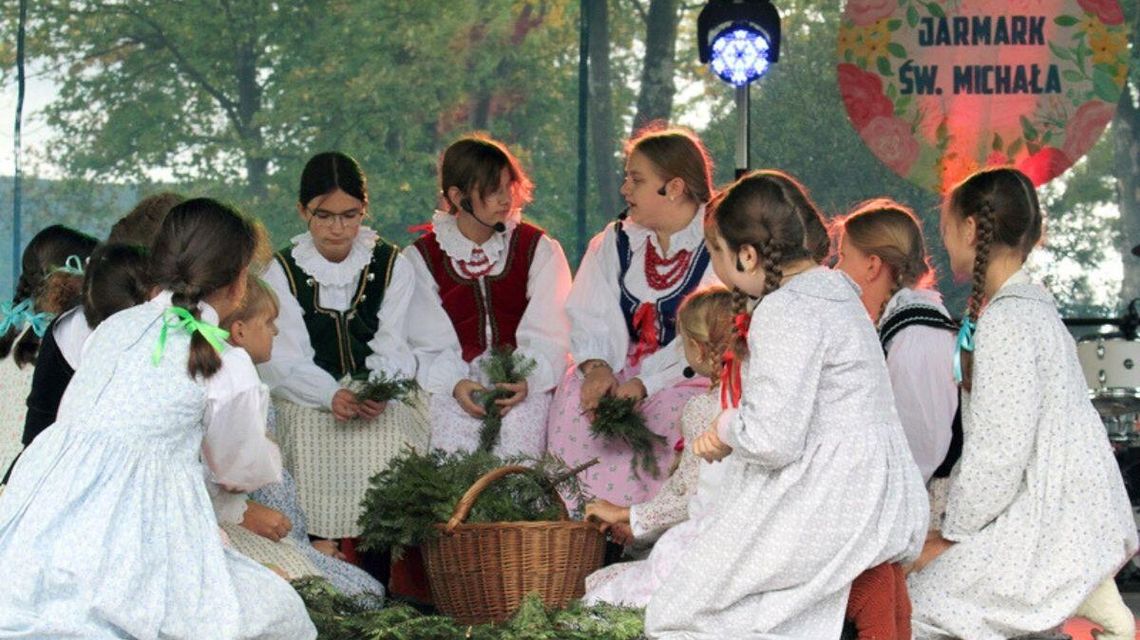 Występ podczas Jarmarku św. Michała w Ropie