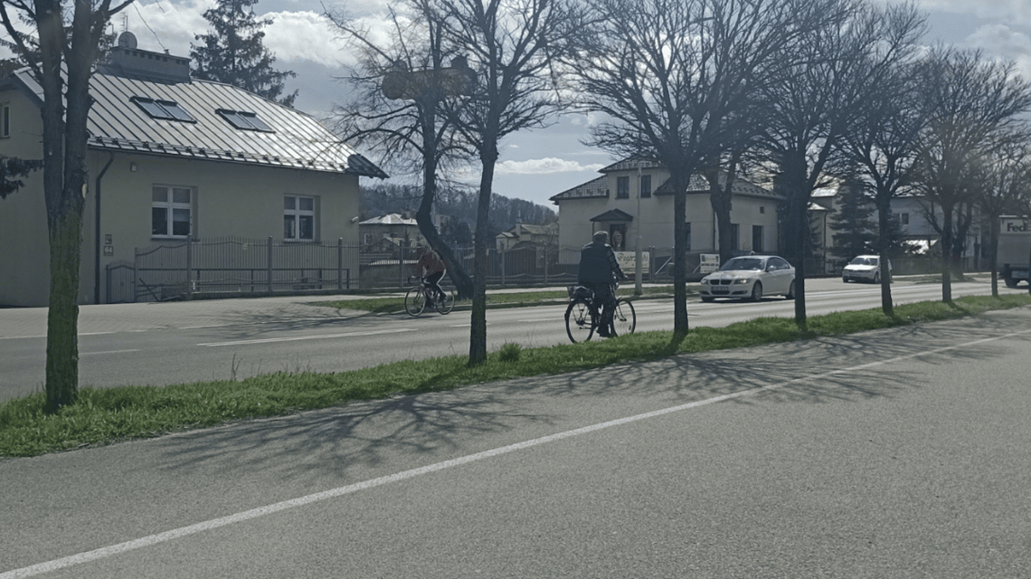 Jedno zdjęcie, kilka problemów. Jak zmienić myślenie o cyklistach?